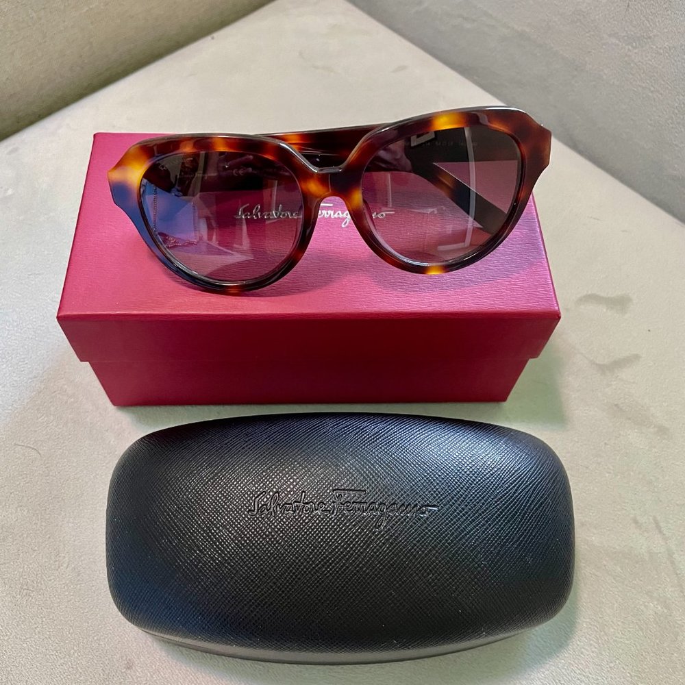 SALVATORE FERRAGAMO Tortoise Sunglasses NWOT